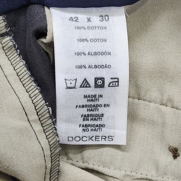 Dockers Pants Mens 42 X 30 Gray D3 Signature Classic Fit Pleated Cotton Office - Picture 7 of 14